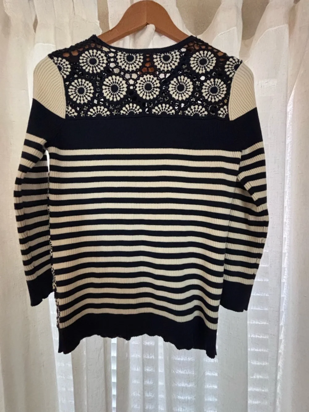 Tory Burch Navy and Cream Floral Zip Cardigan - Picture 6 of 10
